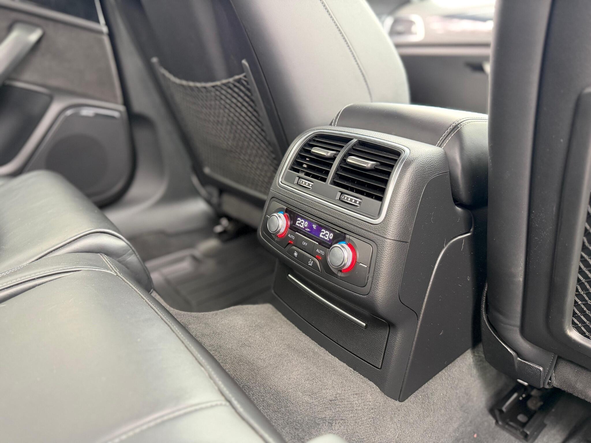 Audi S6 view 20