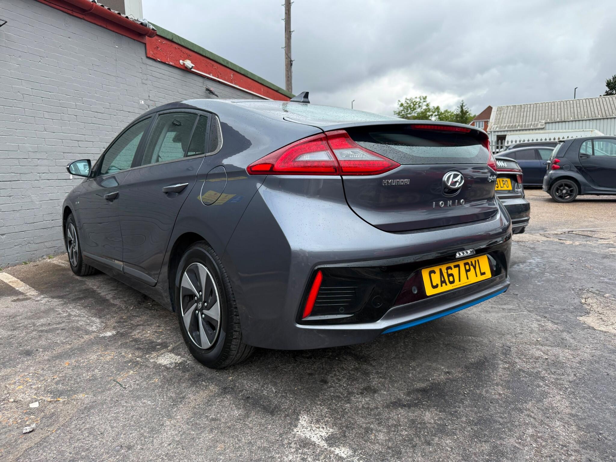 Hyundai Ioniq view 6