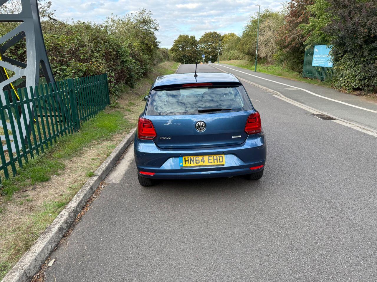 Volkswagen Polo view 8