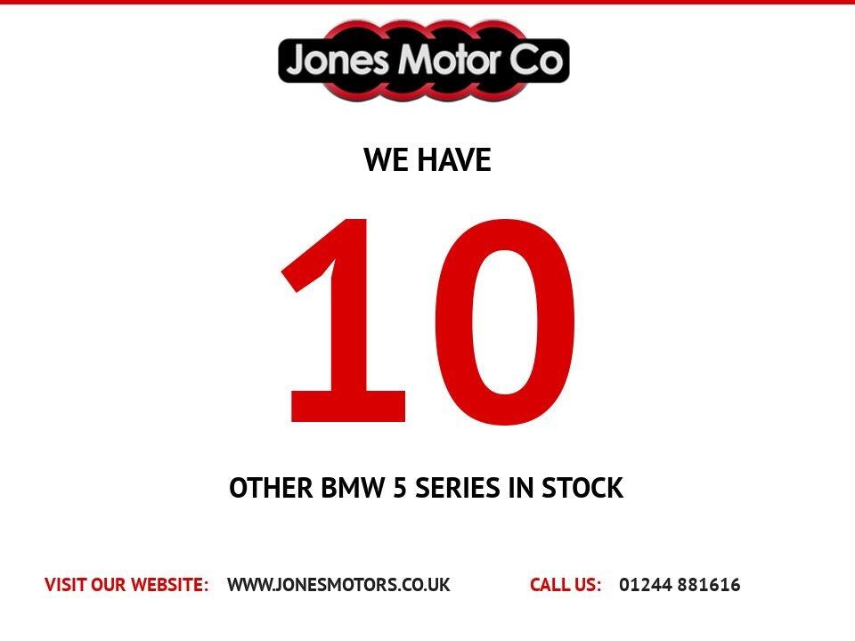 BMW 5 Series view 9