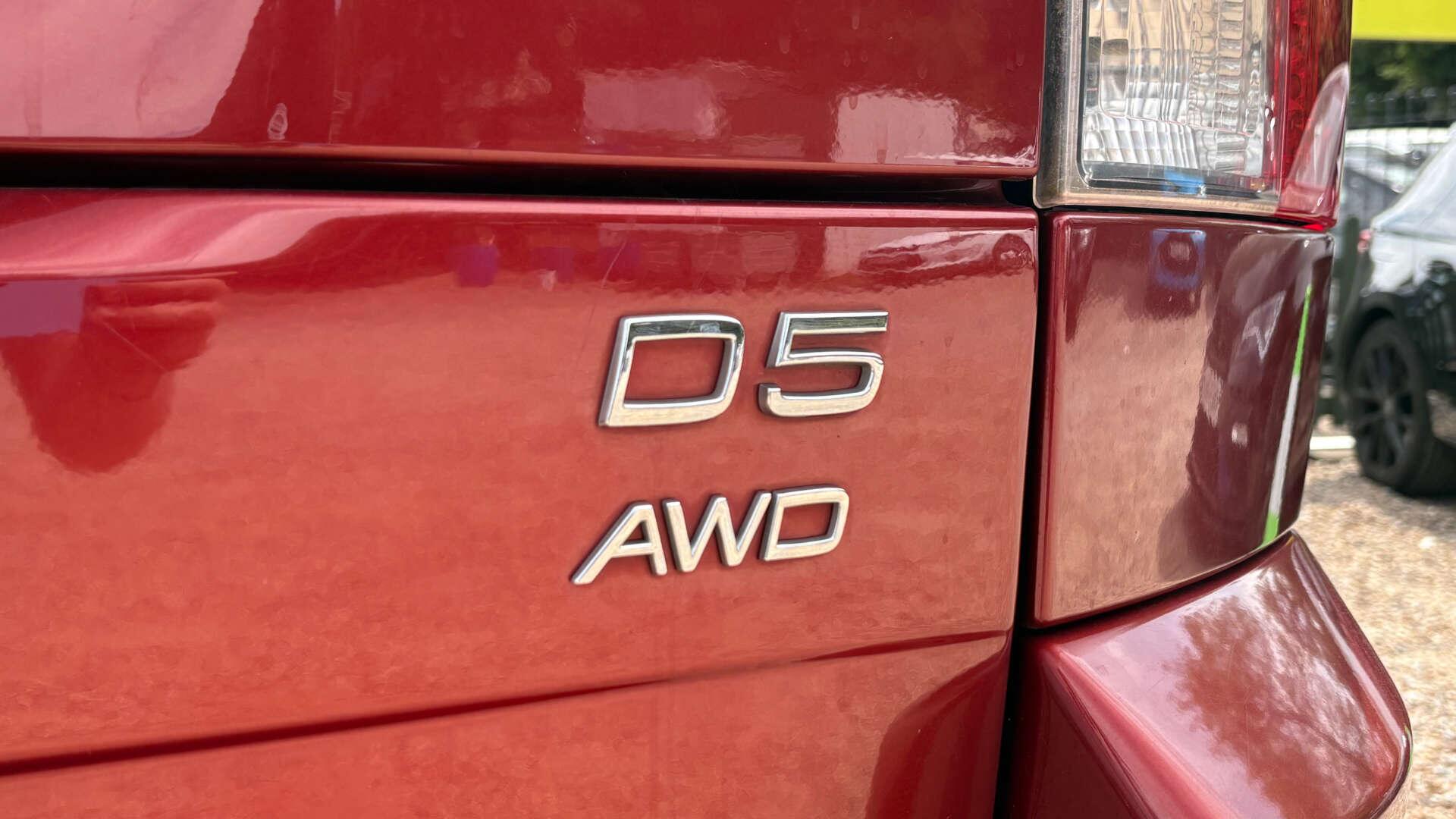 Volvo XC90 view 41