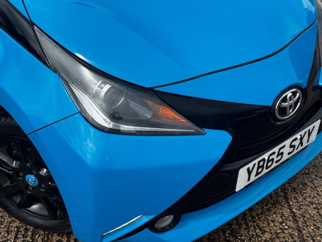 Toyota Aygo view 16