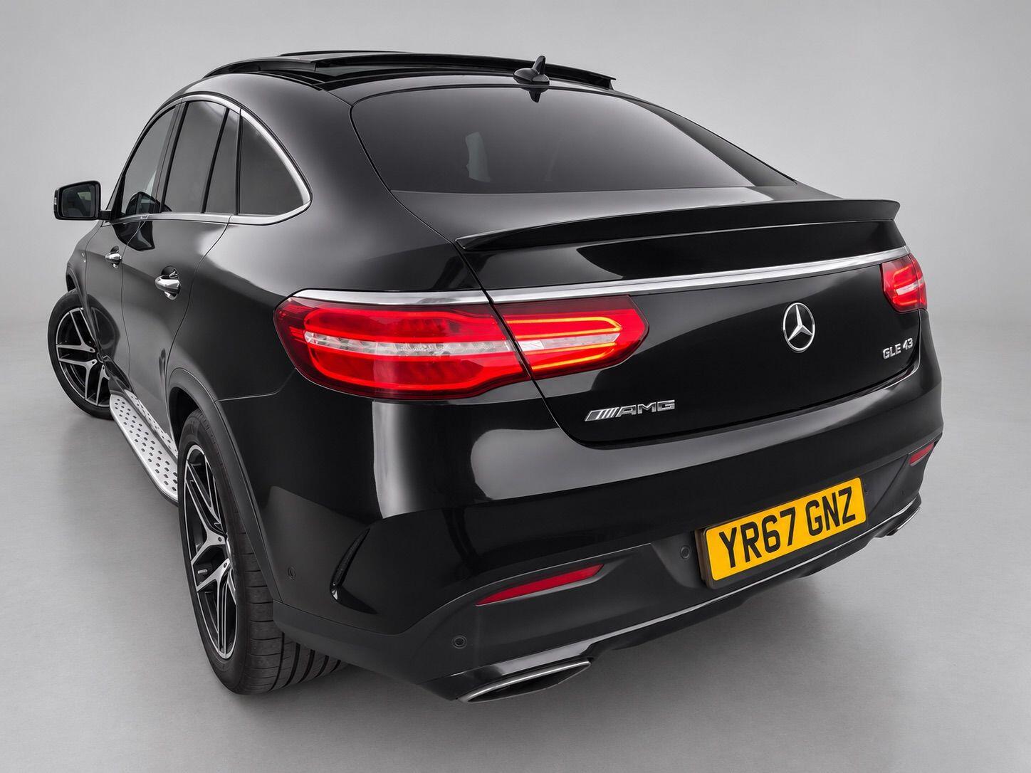 Mercedes-Benz Gle view 11