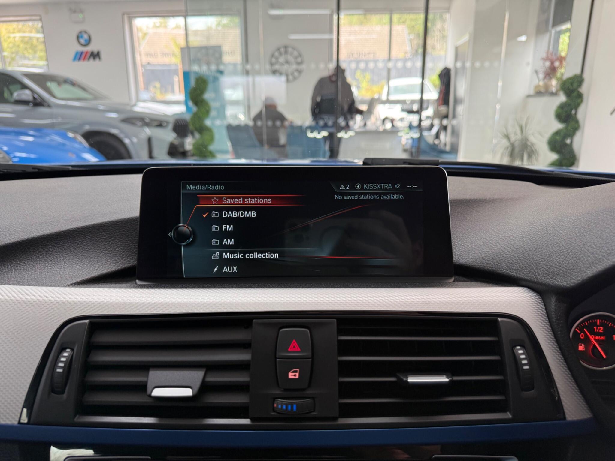 BMW 3 Series view 14