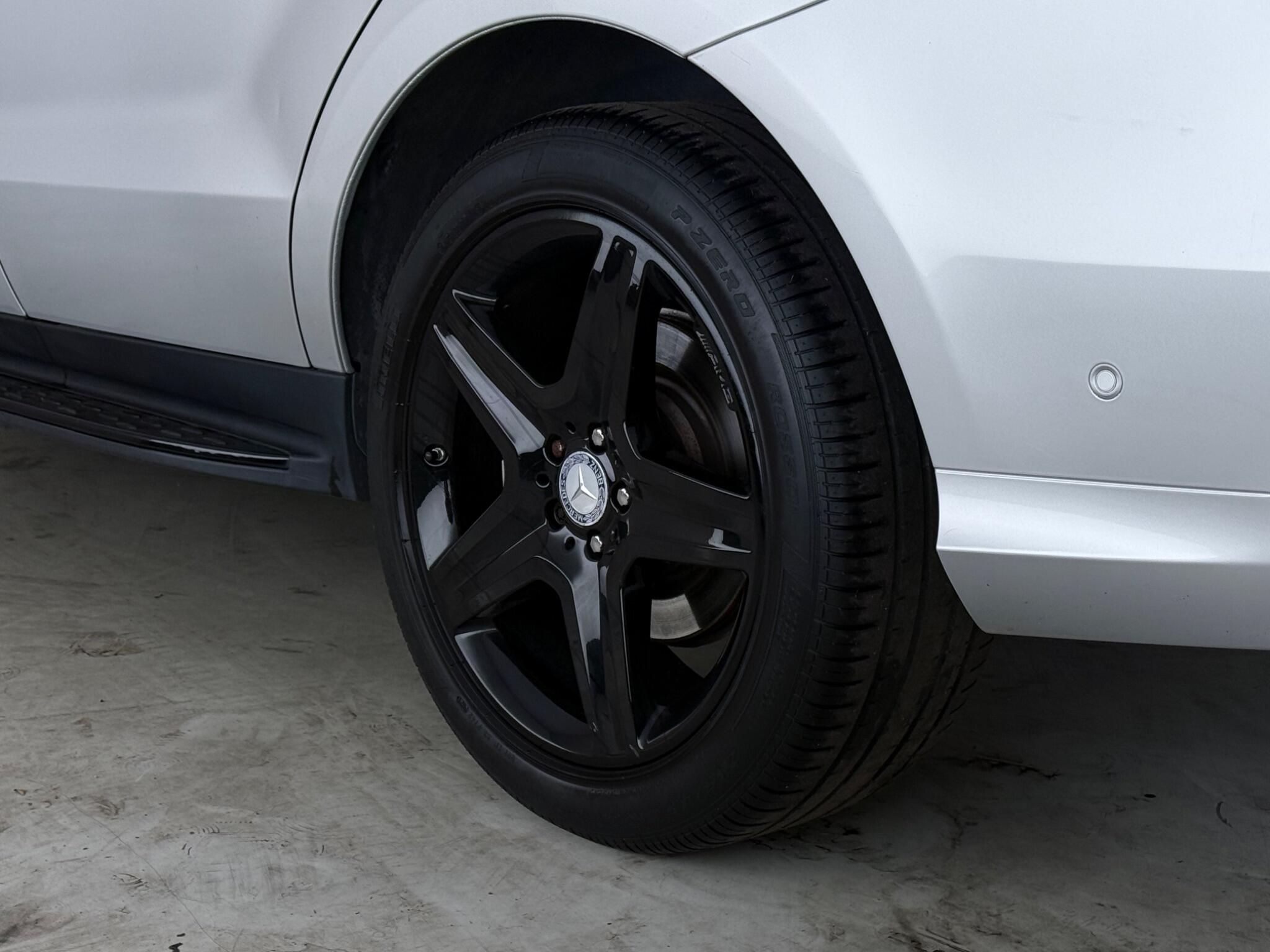 Mercedes-Benz GLE view 9