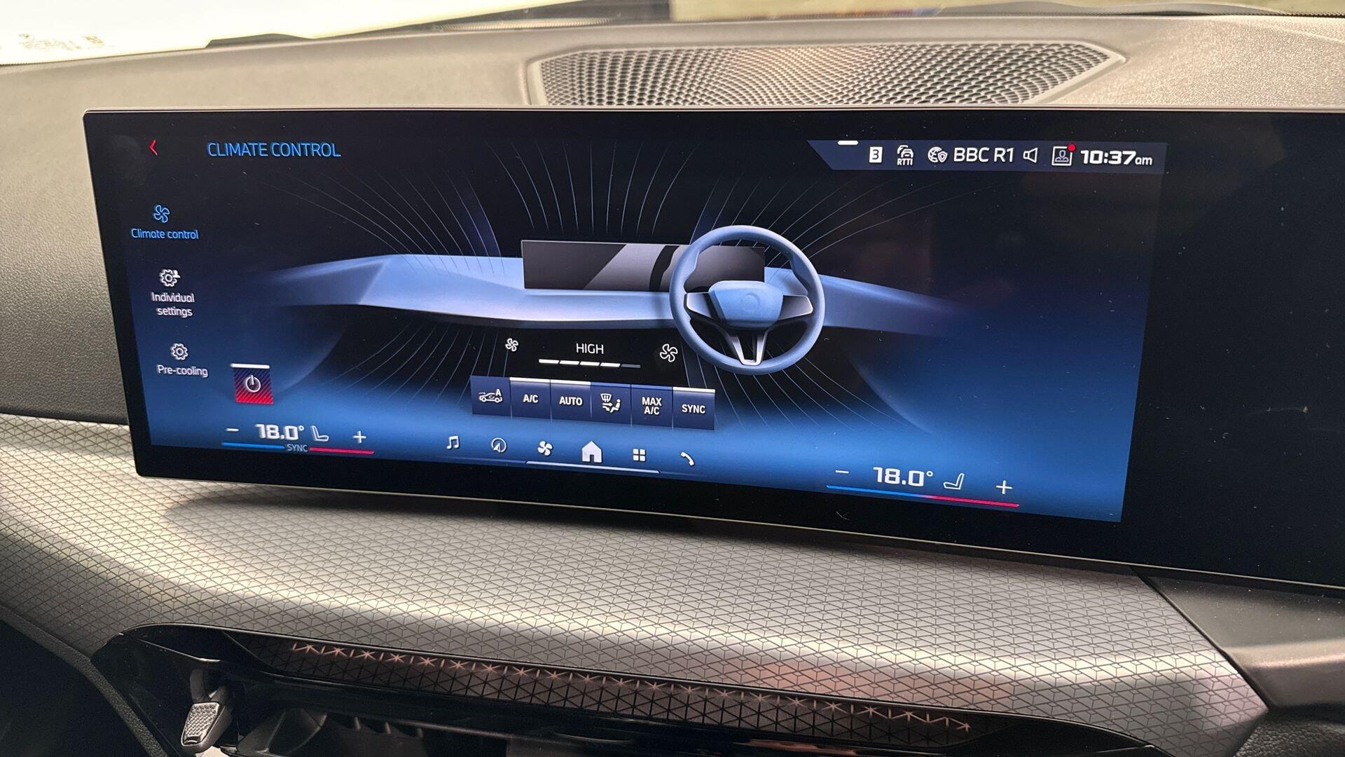BMW 3 Series view 25
