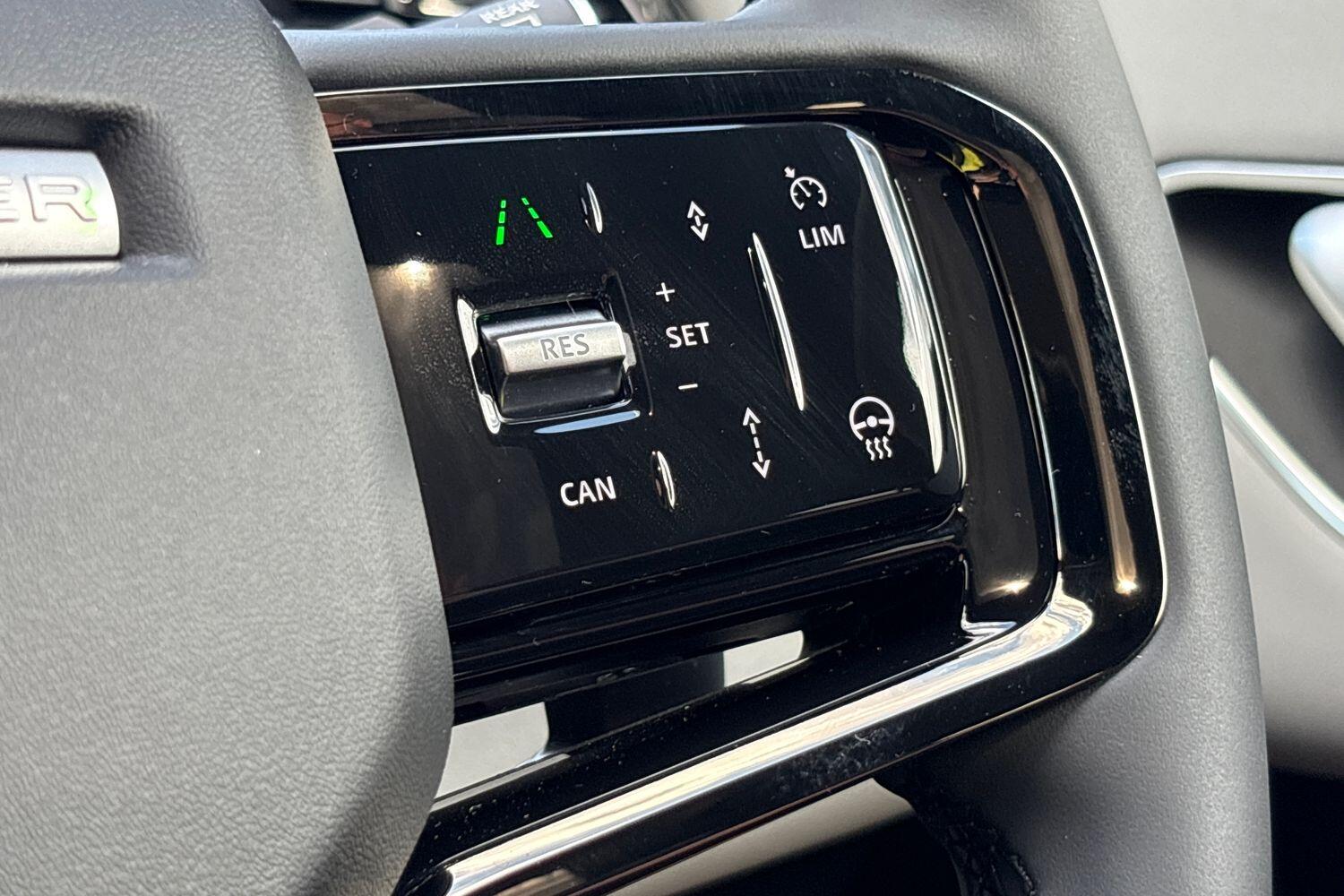 Land Rover Range Rover Velar view 34