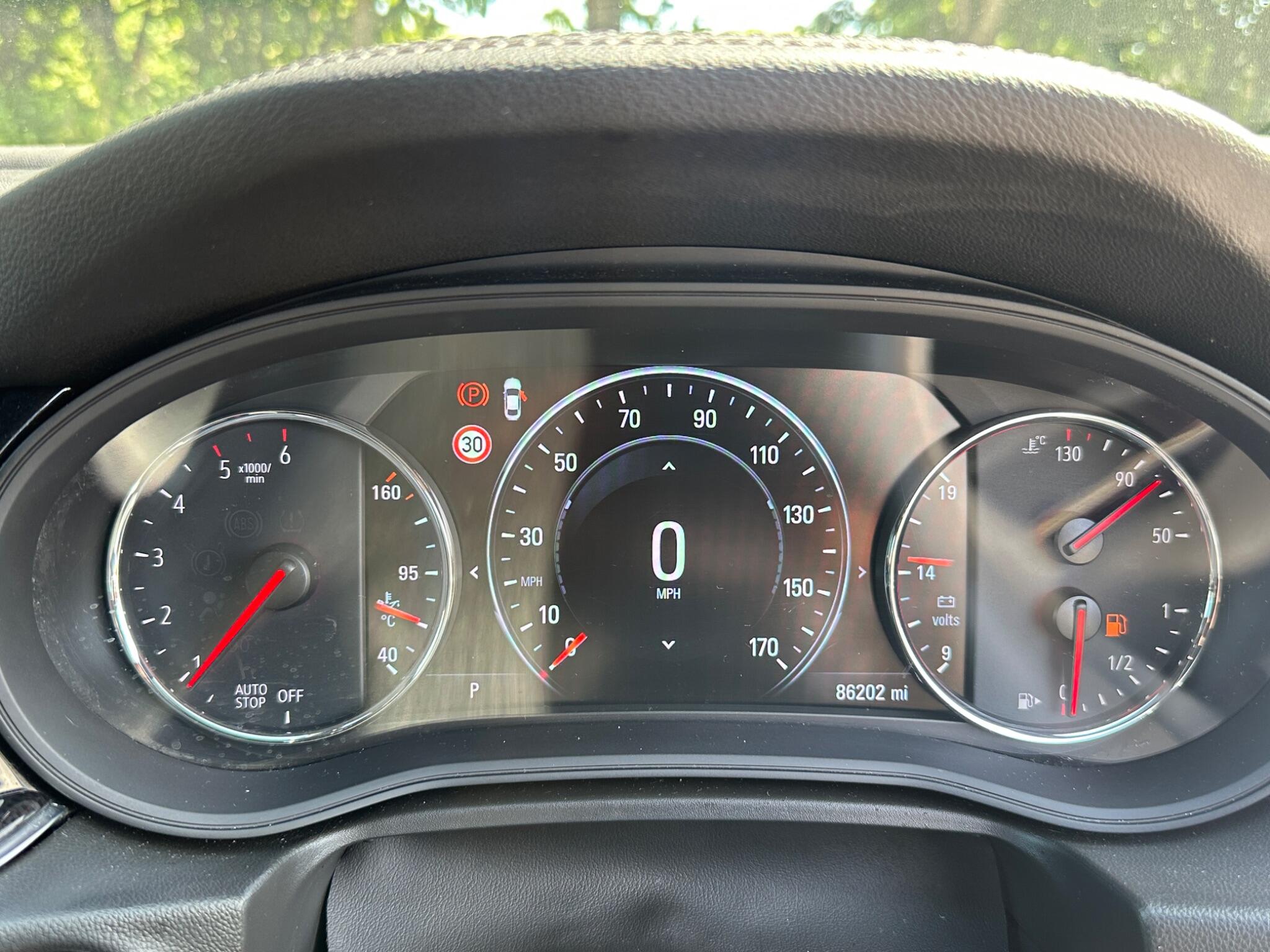 Vauxhall Insignia view 27