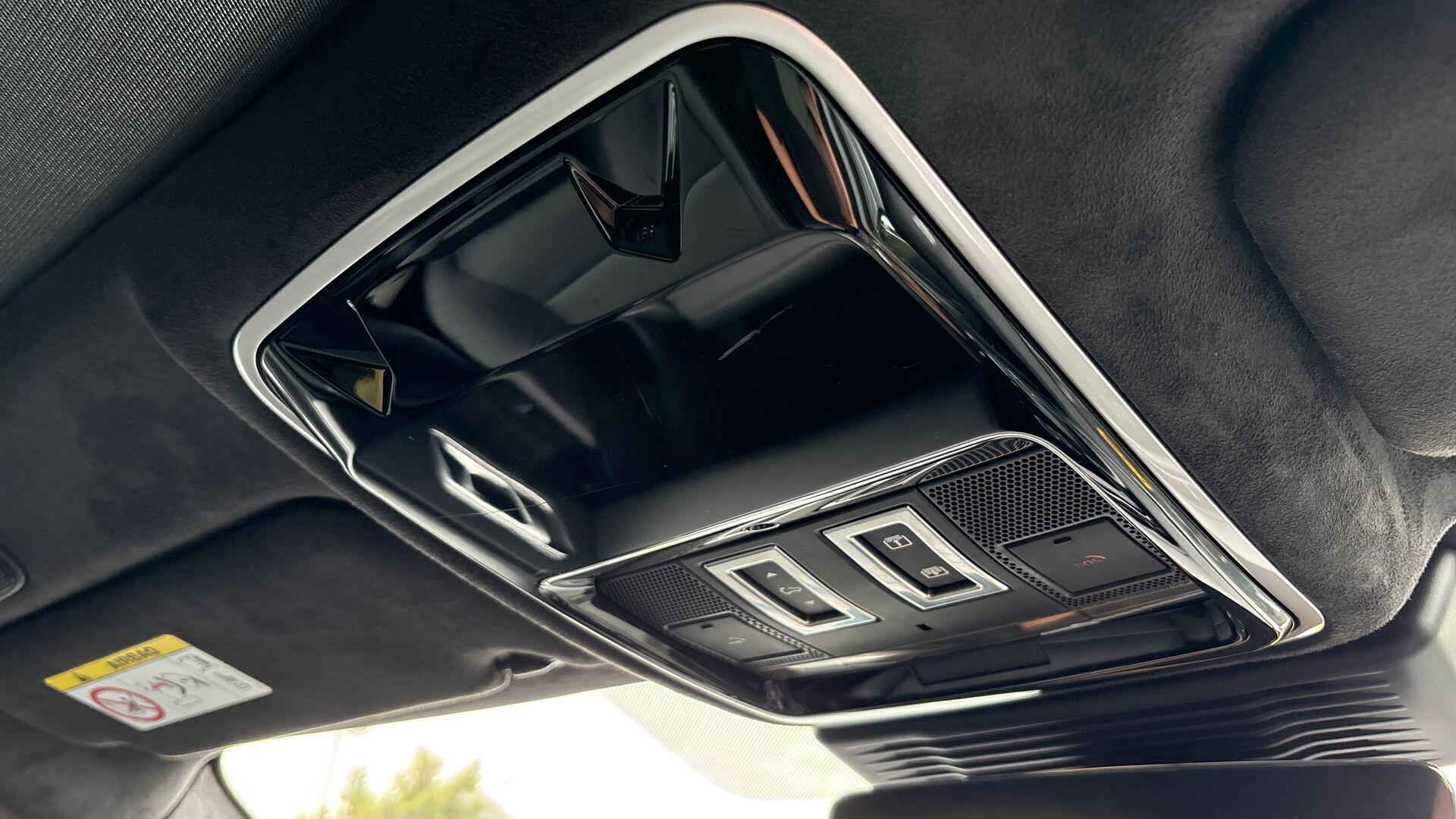 Land Rover Range Rover Velar view 46