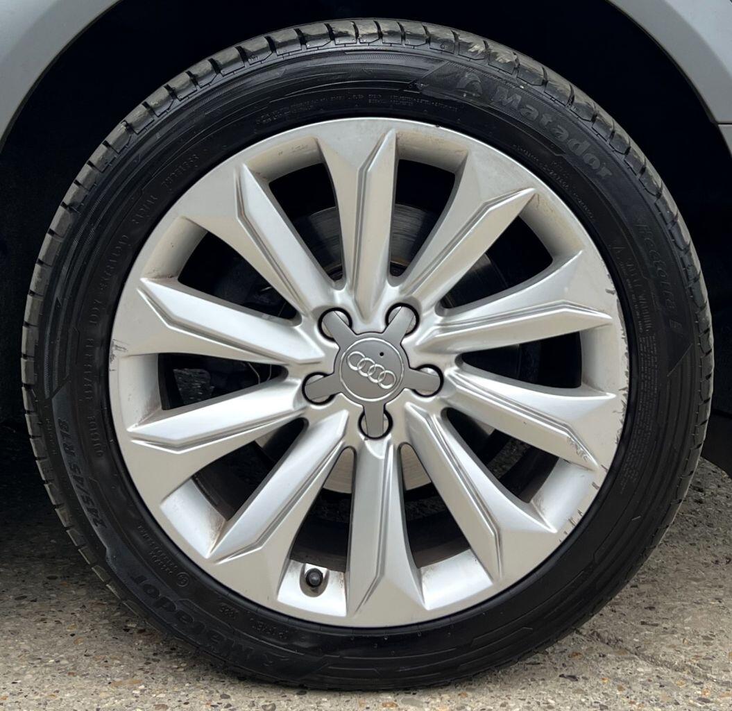 Audi A4 Allroad view 13