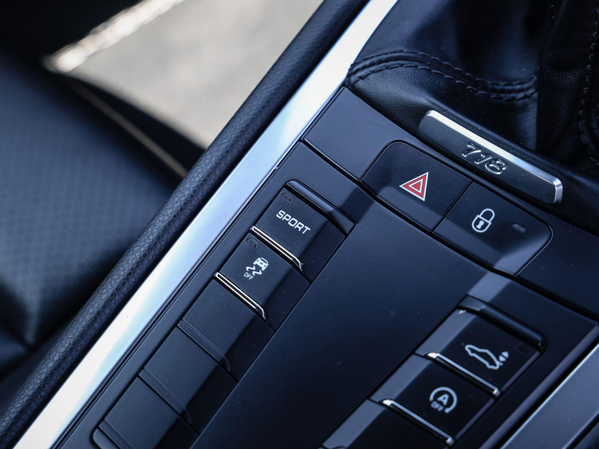 Porsche Cayman view 51