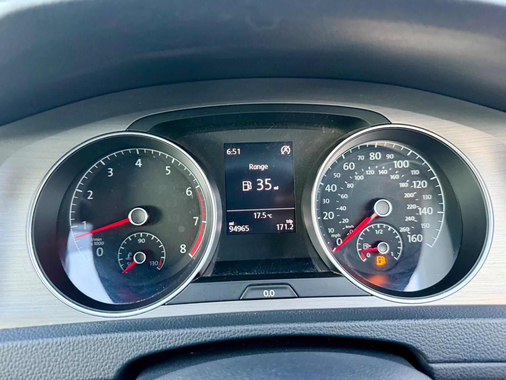 Volkswagen Golf view 51