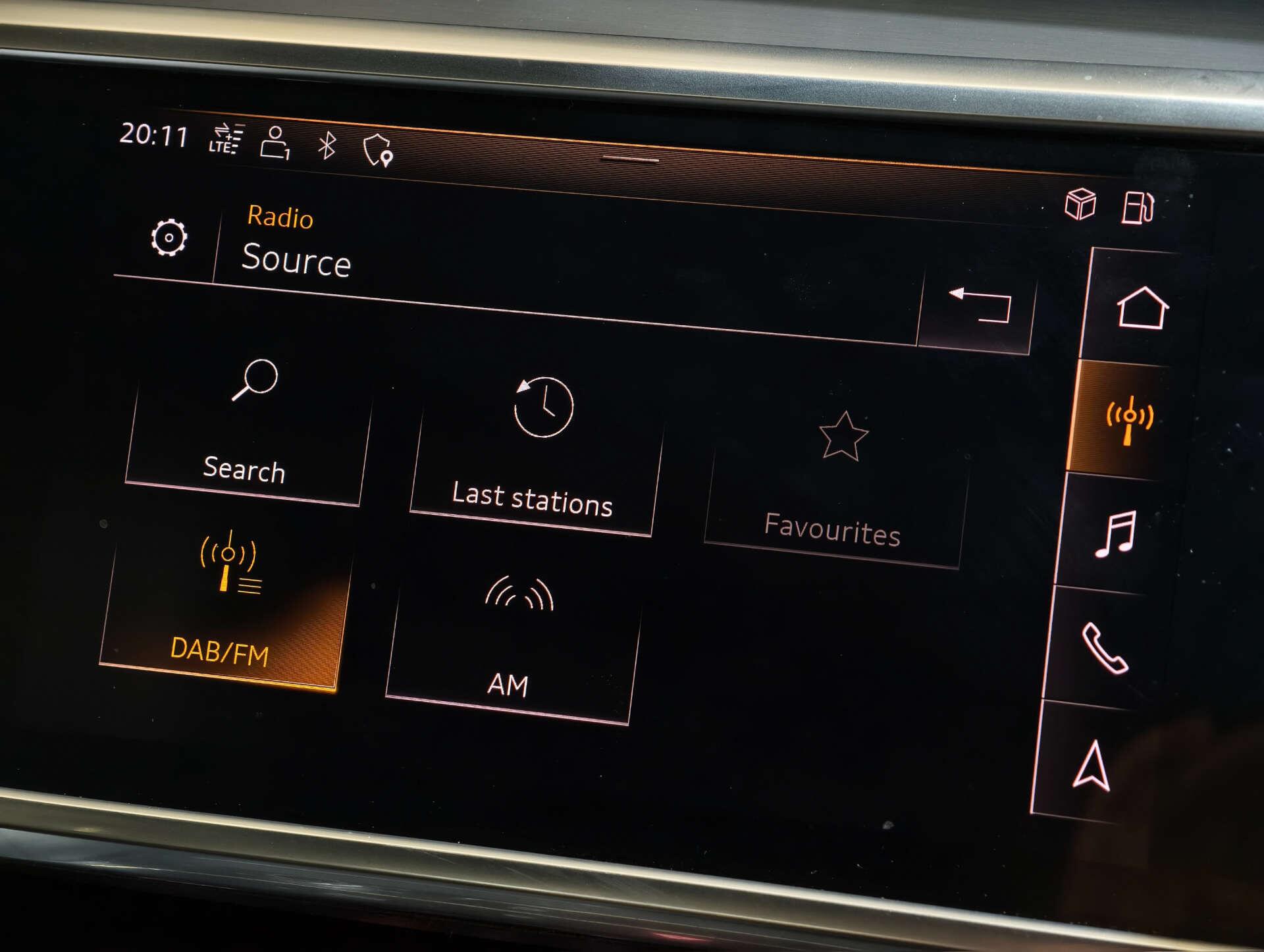 Audi A6 Saloon view 25