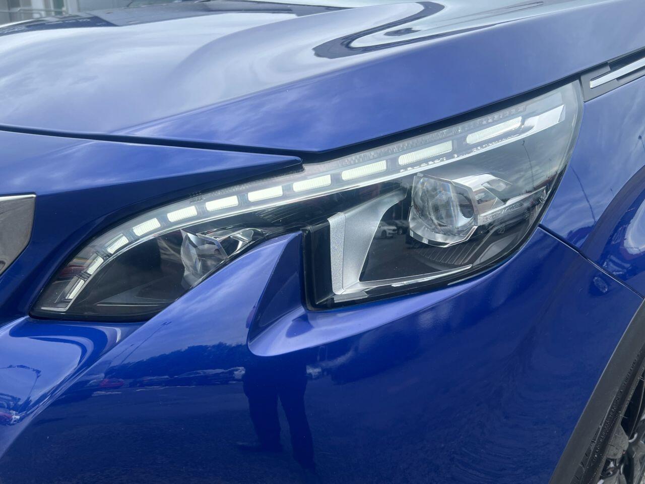 Peugeot 3008 view 16