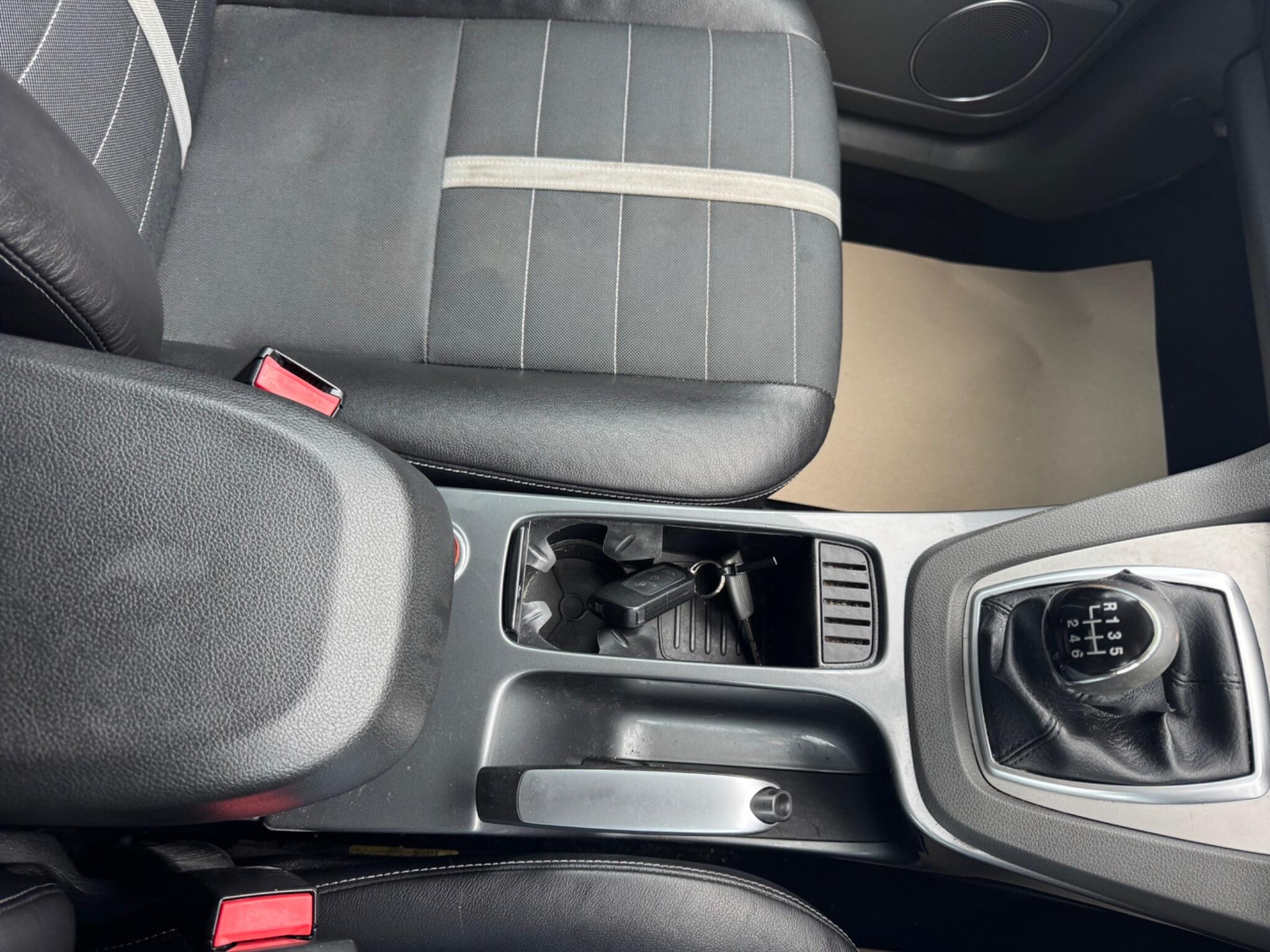 2009 Ford Kuga 2.0 TDCi Titanium 2WD Euro 4 5dr • 115,783 miles image 11