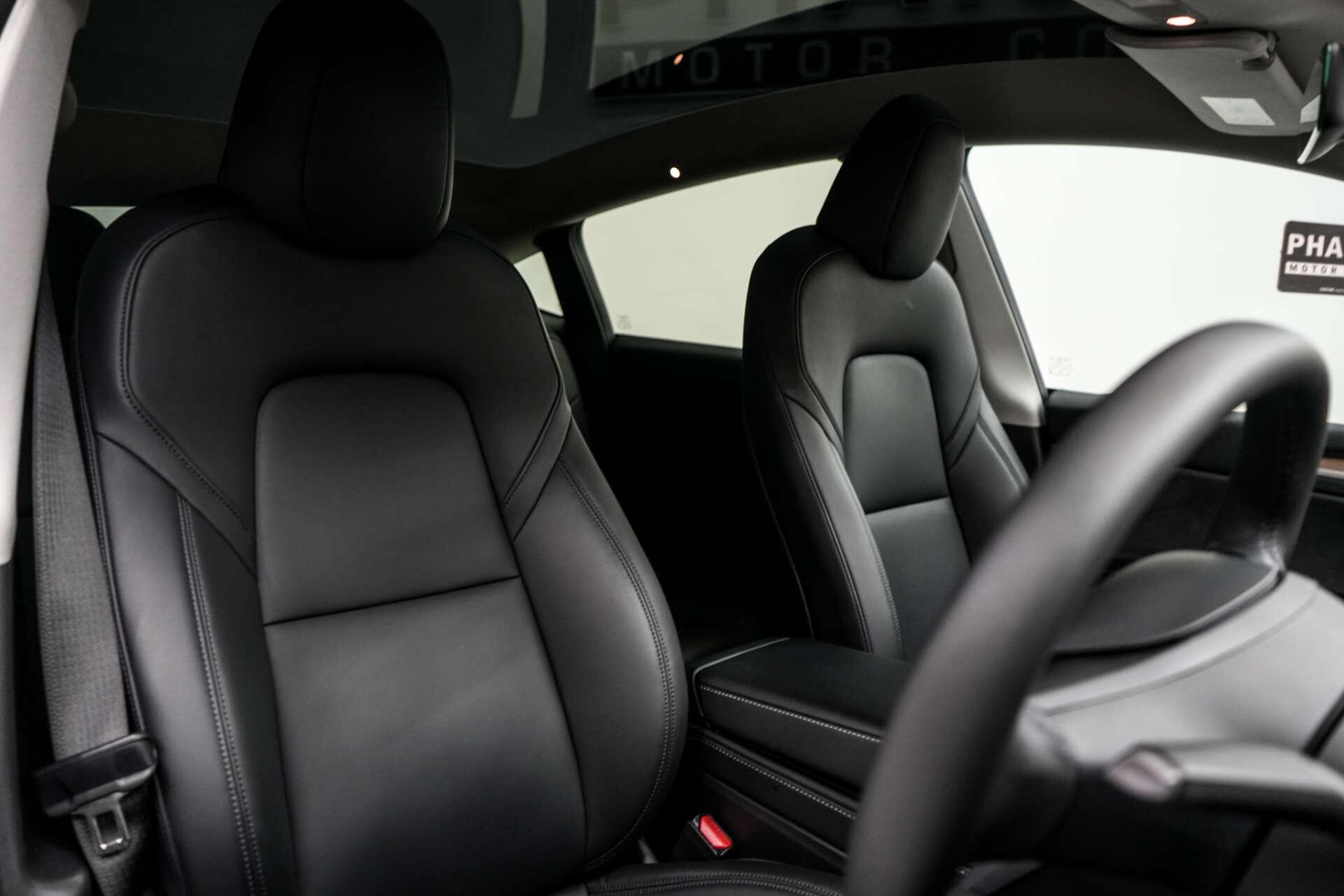 Tesla Model Y view 15