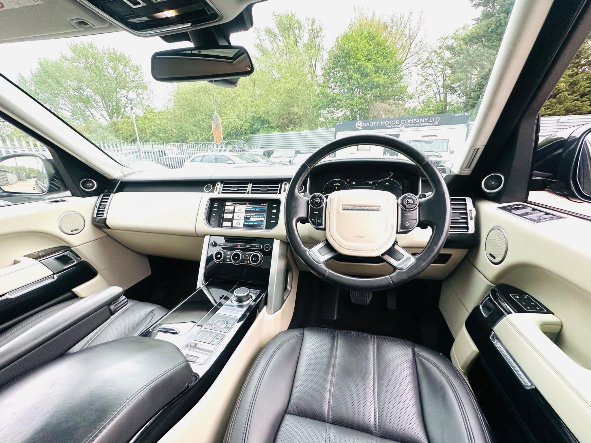 Land Rover Range Rover view 27