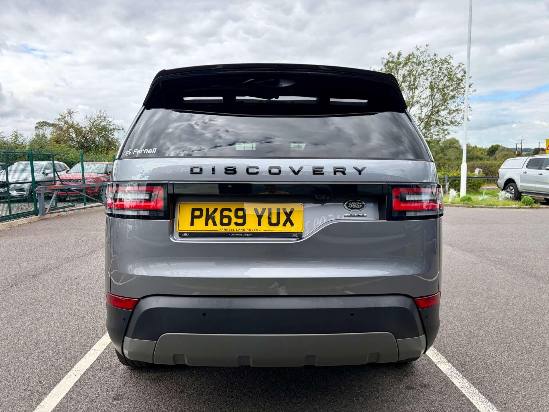 Land Rover Discovery 3 view 7