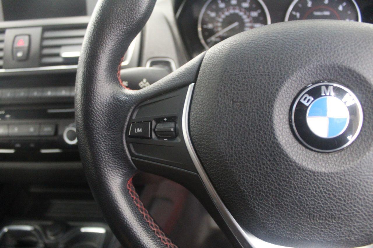 BMW 1 Series view 43