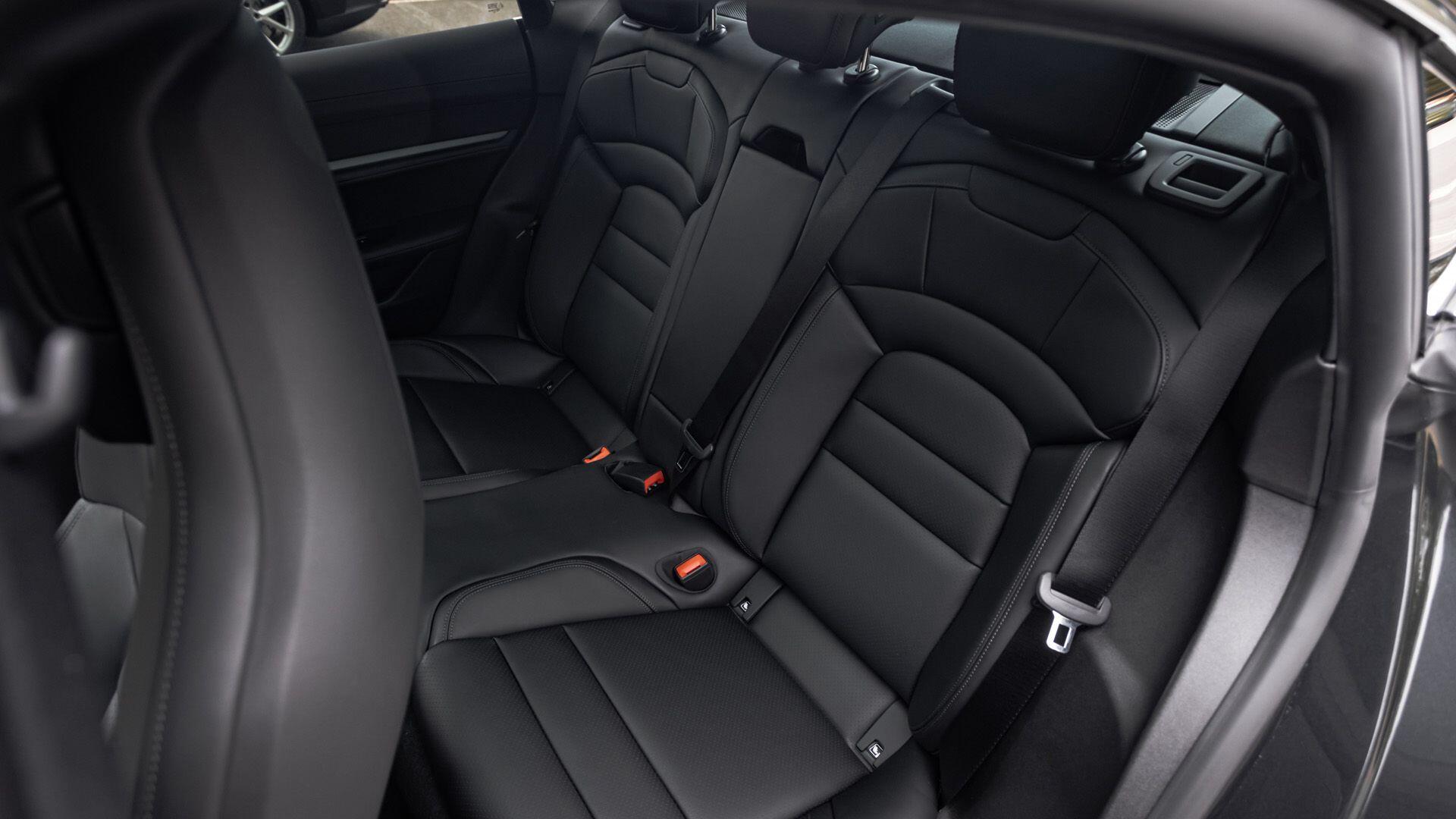 Porsche Taycan view 13