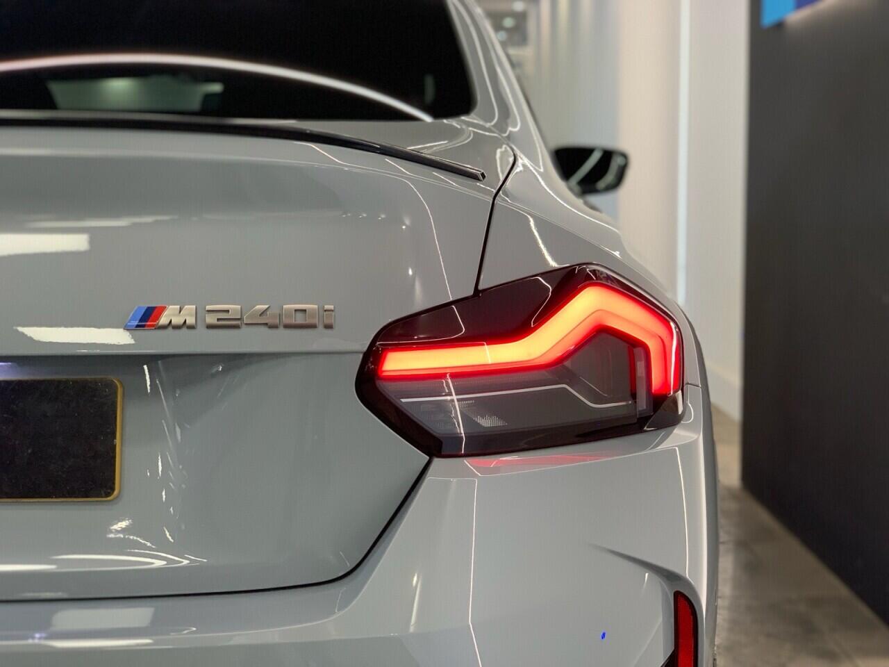 BMW 2 Series view 9