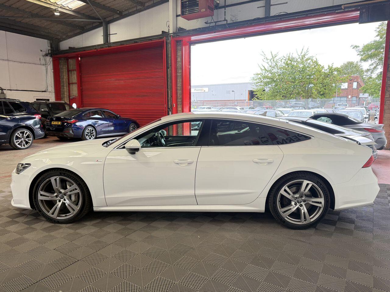 Audi A7 view 6
