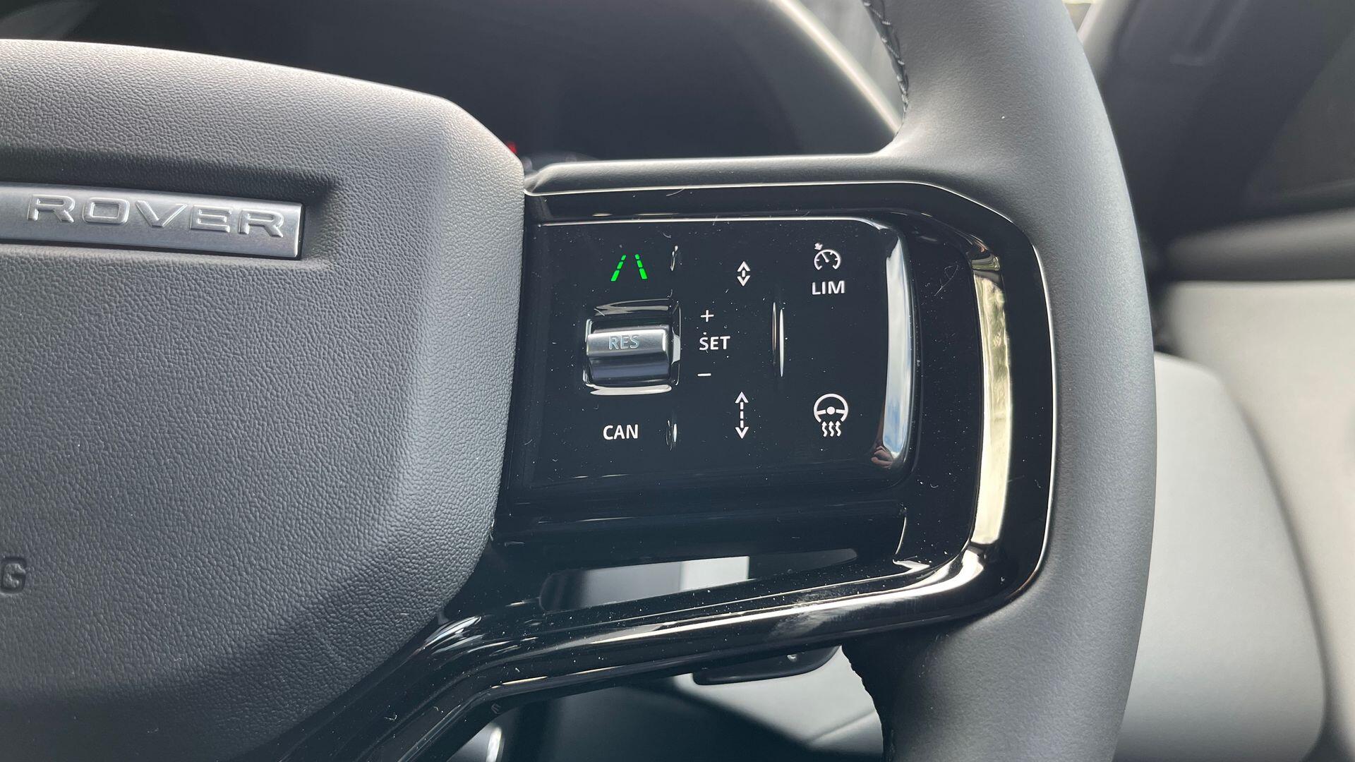 Land Rover Range Rover Velar view 17