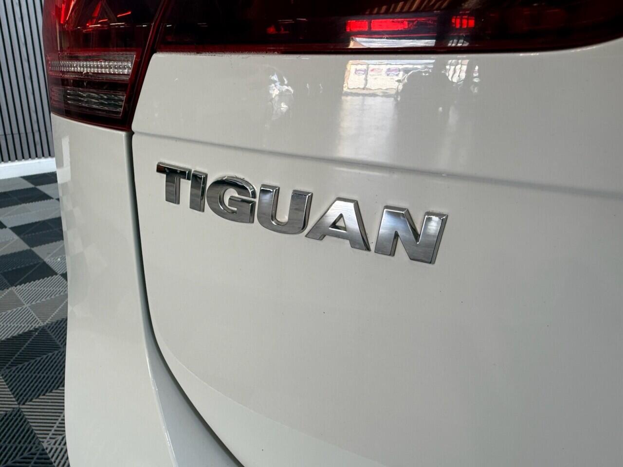Volkswagen Tiguan view 38