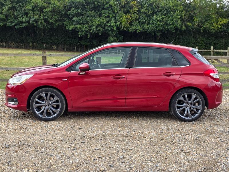 2011 Citroen C4 image 12
