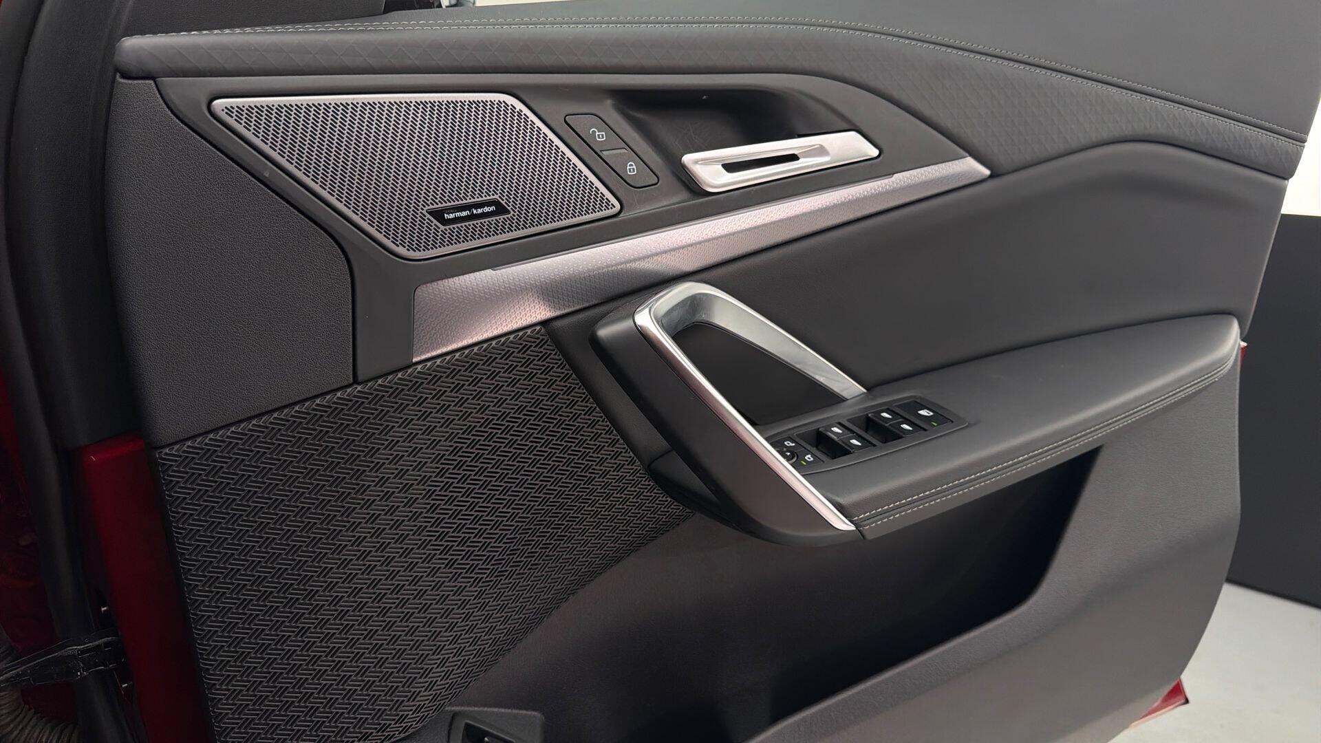 BMW iX2 view 21