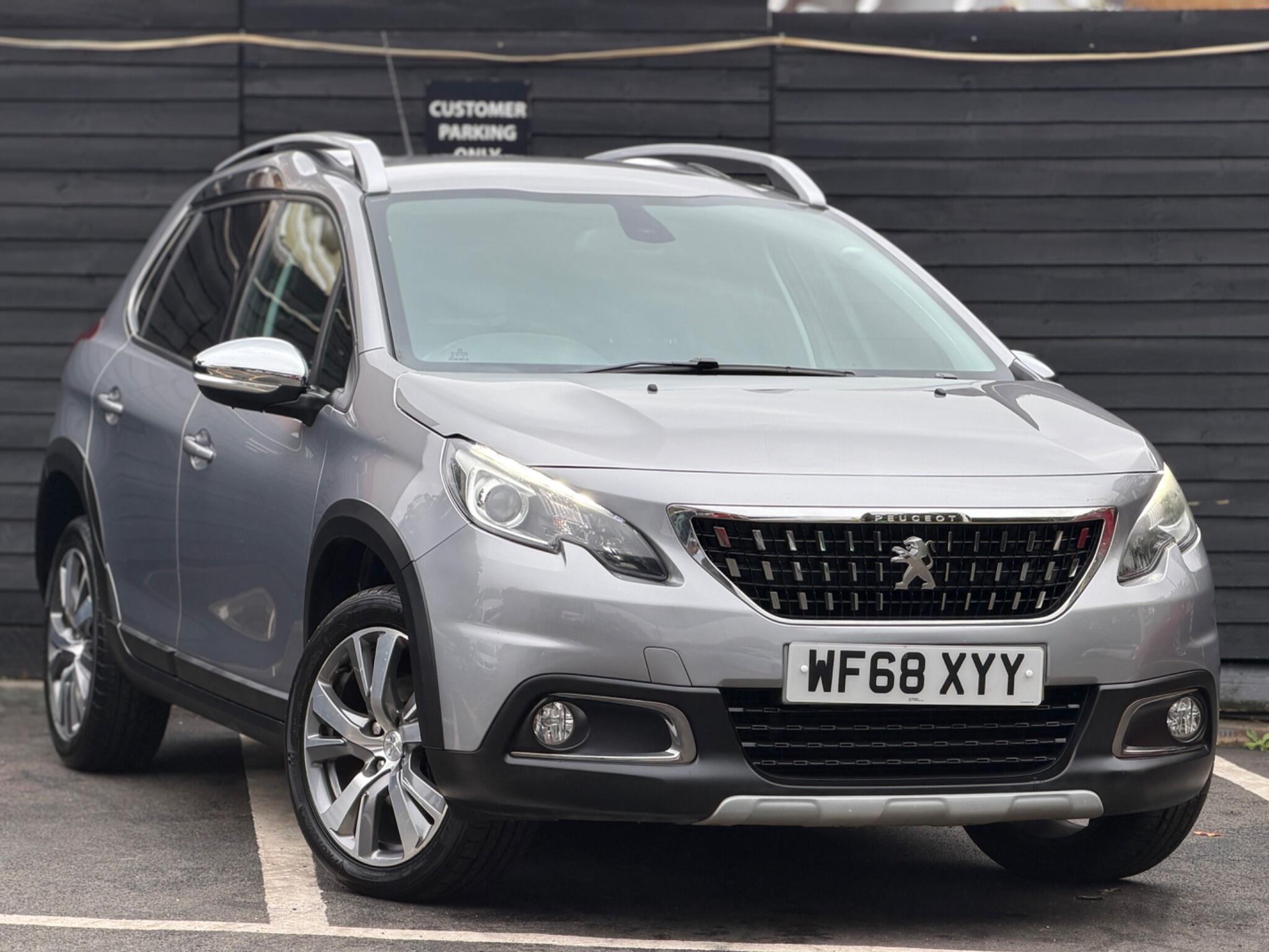 Peugeot 2008 view 11