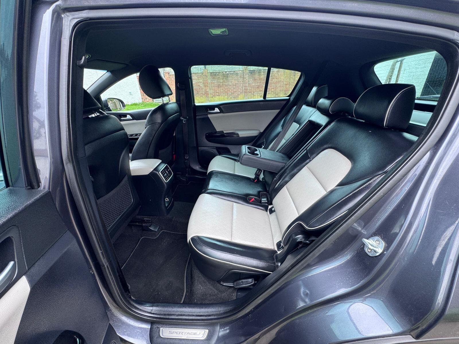 2017 Kia Sportage image 55