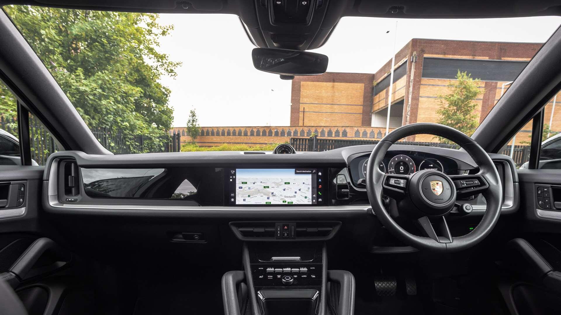 Porsche Cayenne view 13