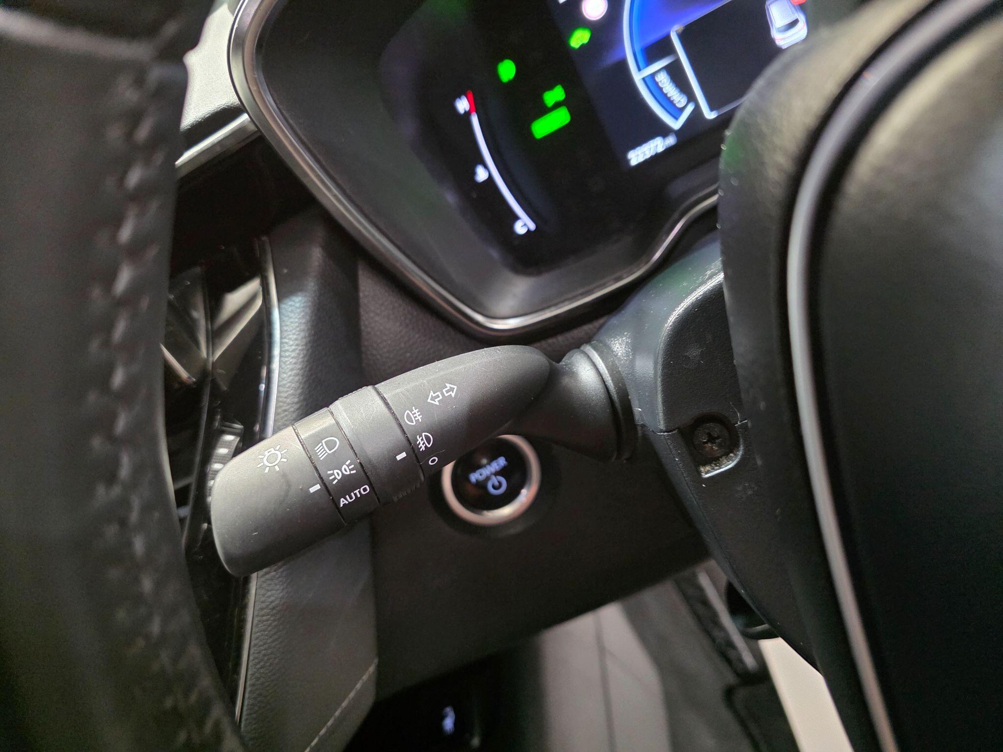 Suzuki Swace view 18