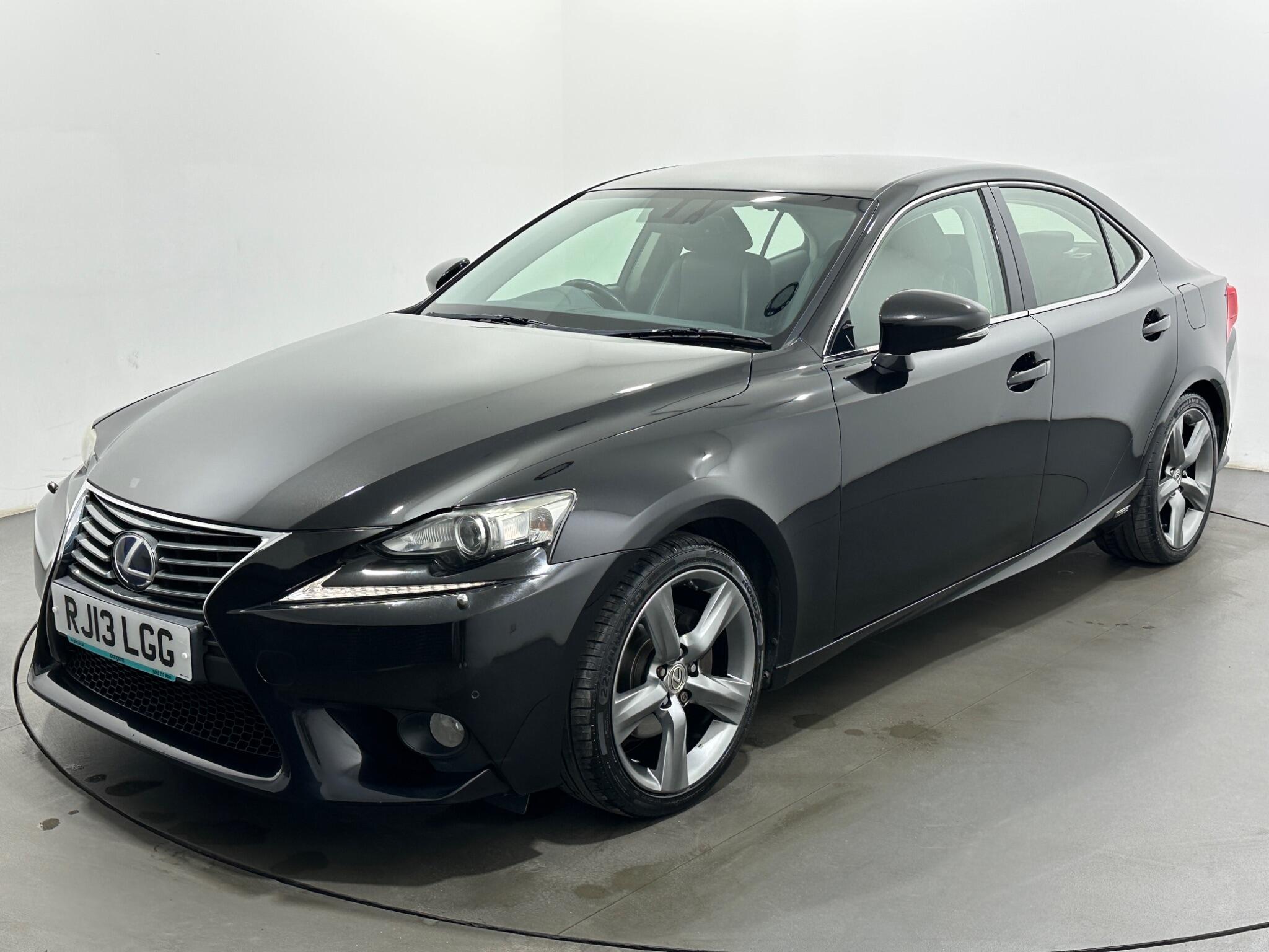 Lexus Is view 55