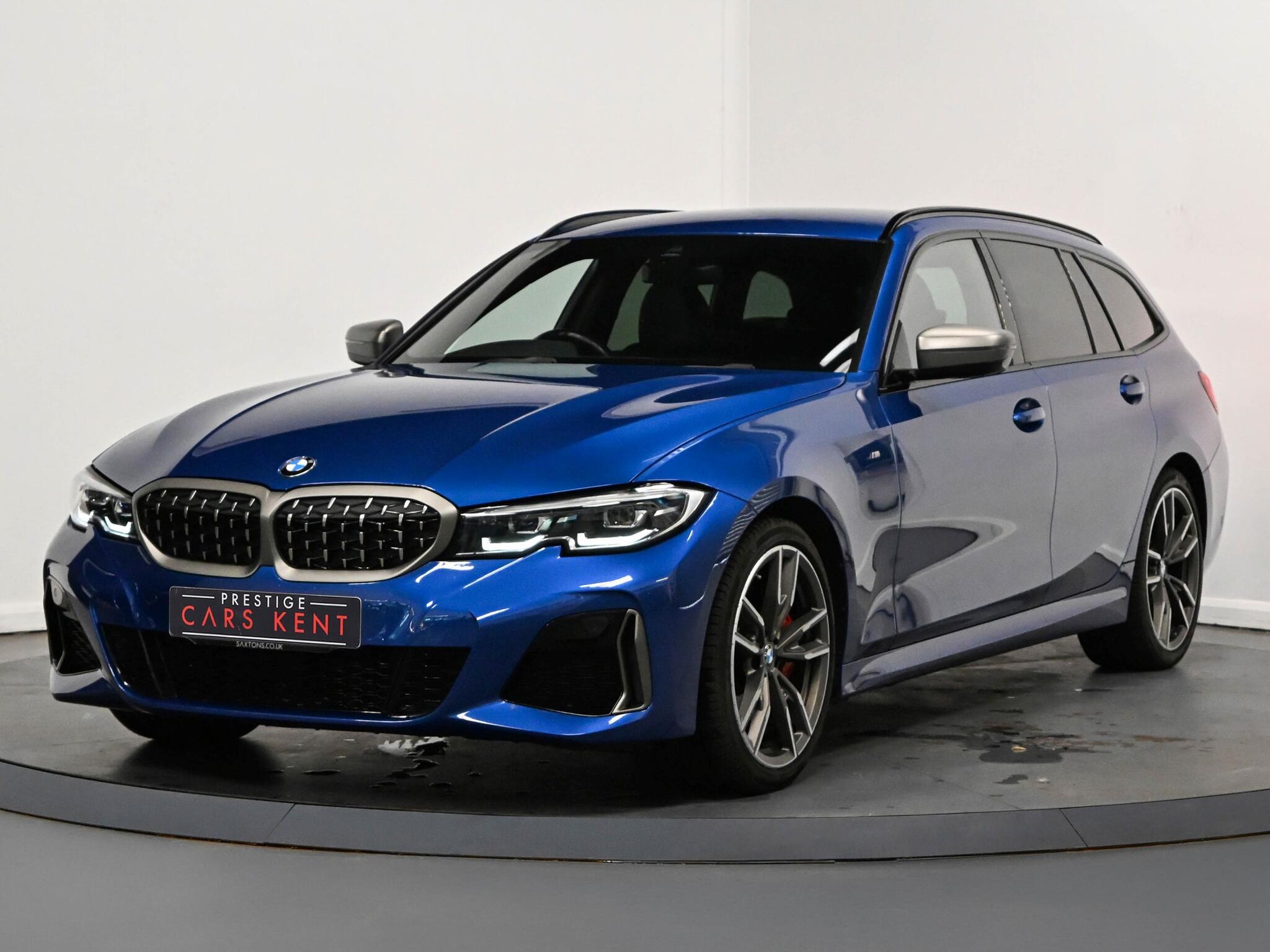BMW 3 Series view 18