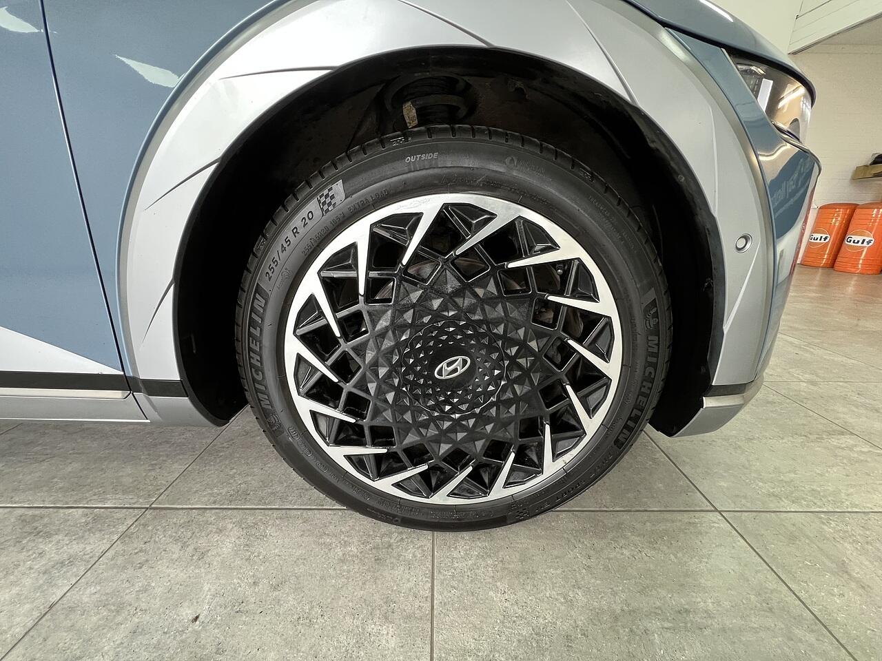 Hyundai Ioniq 5 view 24