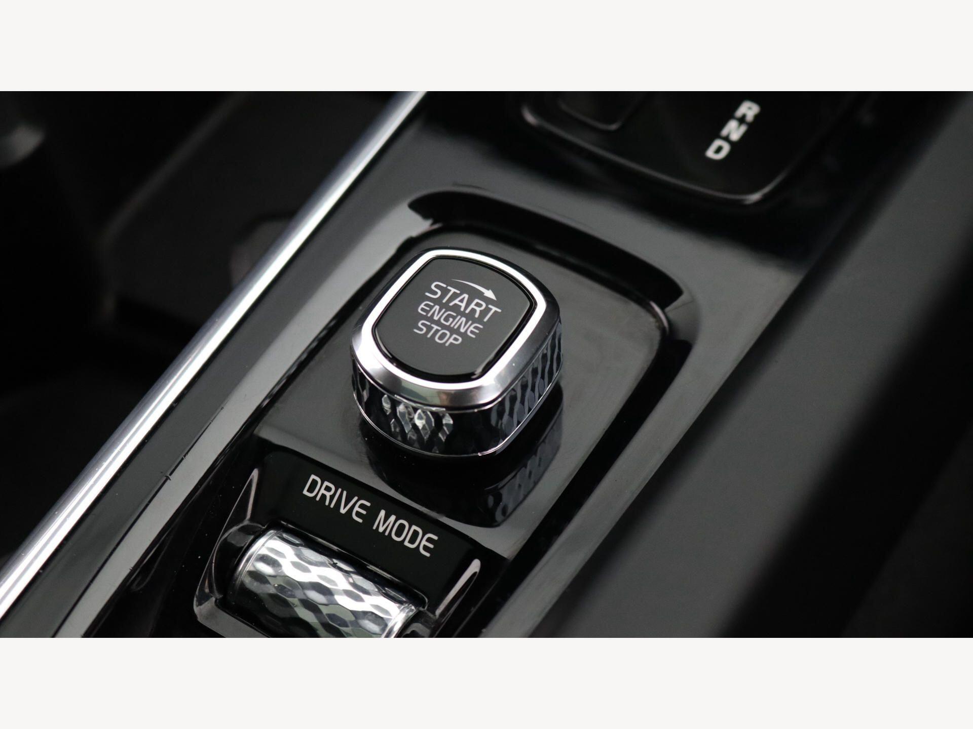 Volvo XC60 view 28