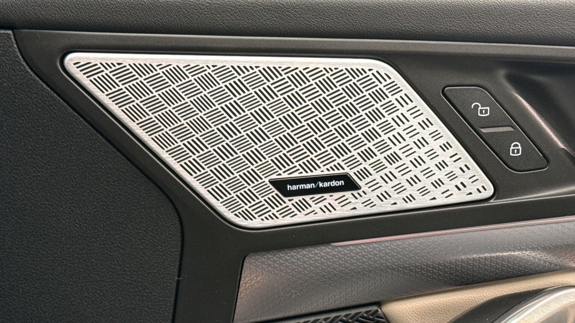BMW iX1 view 21