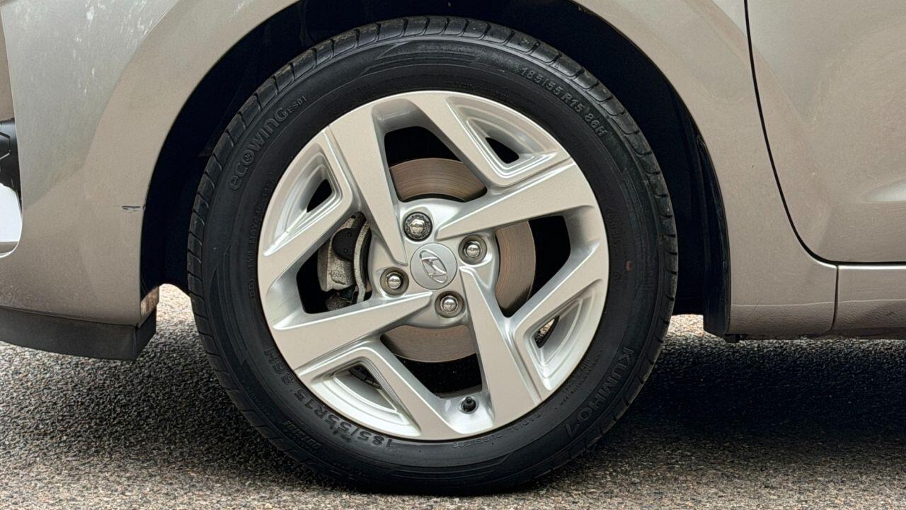 Hyundai i10 view 36