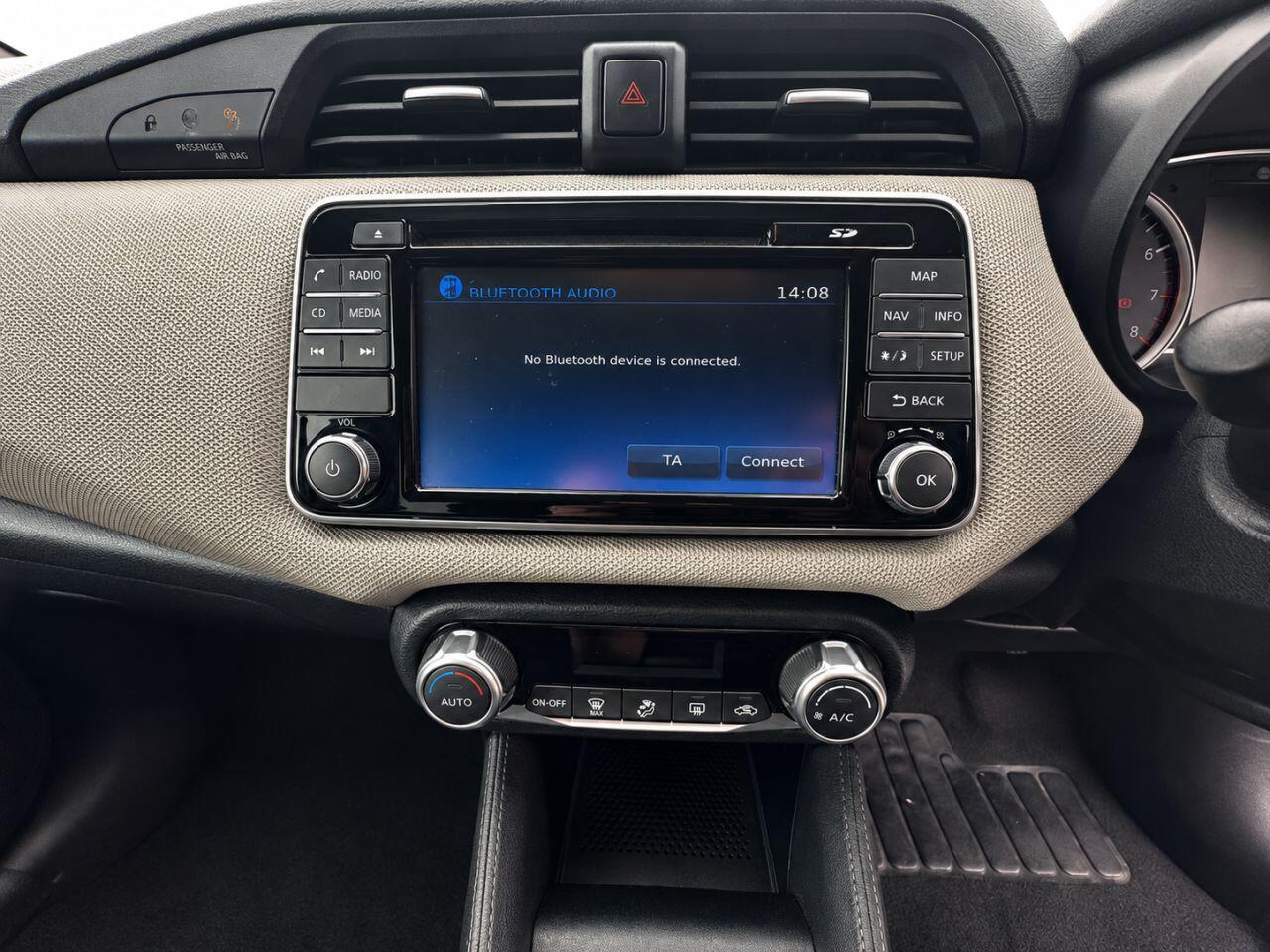 Nissan Micra view 35