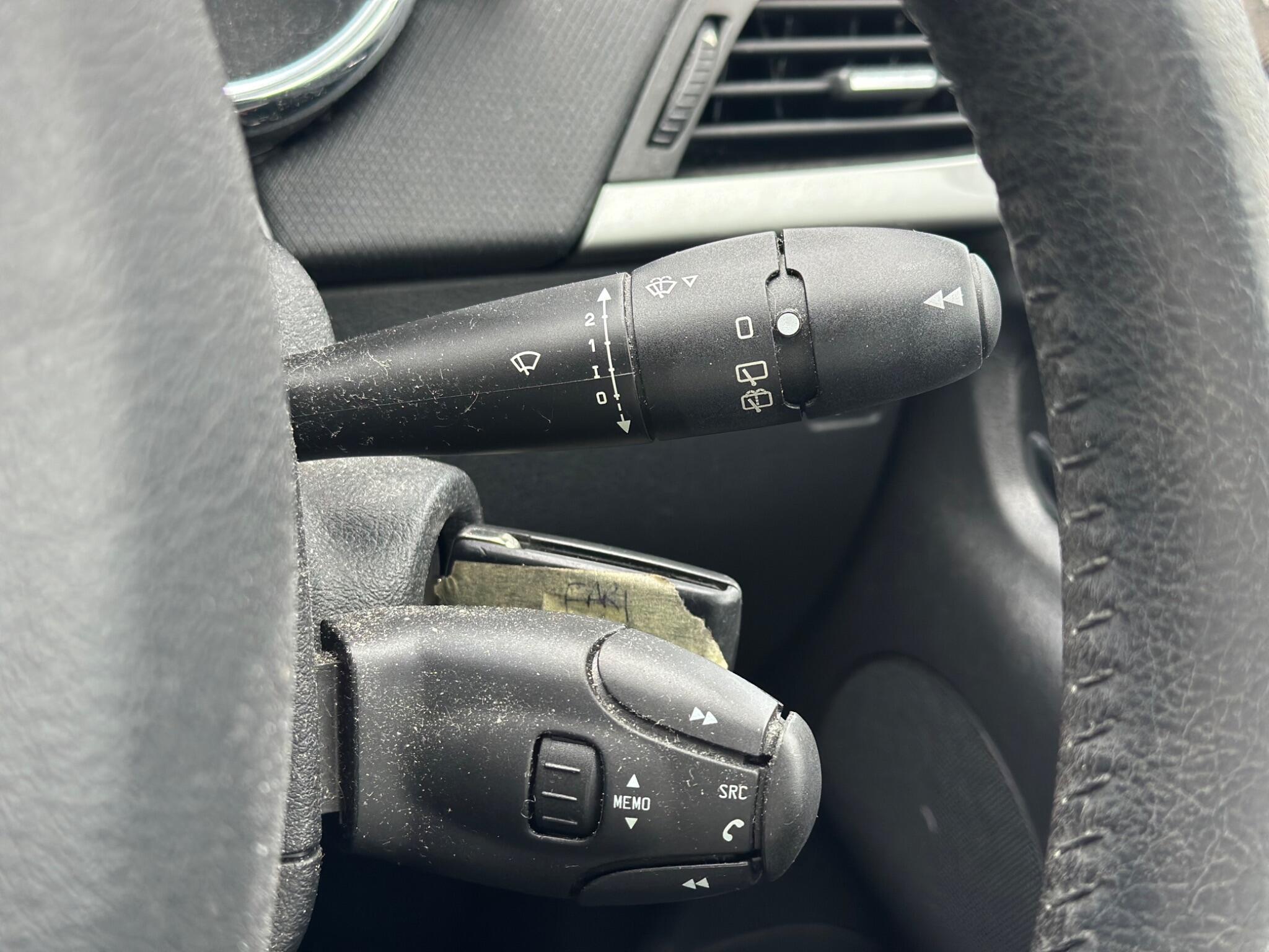 Peugeot 207 view 23