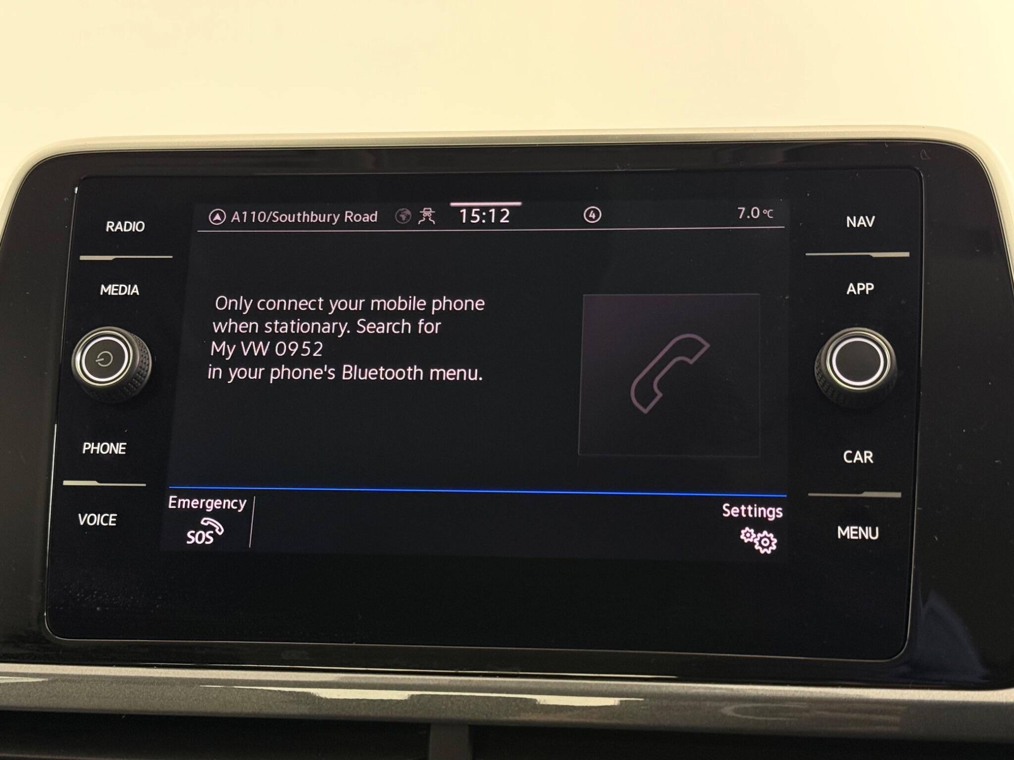 Volkswagen T-Roc view 24
