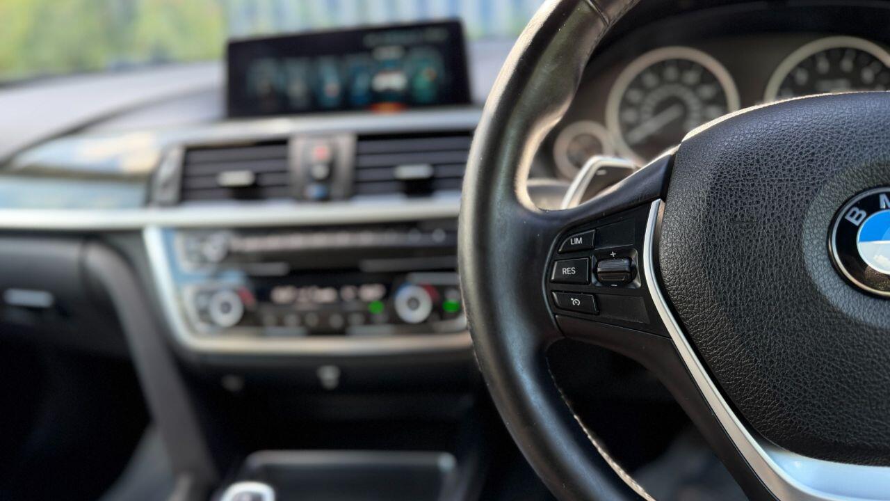 BMW 4 Series view 30