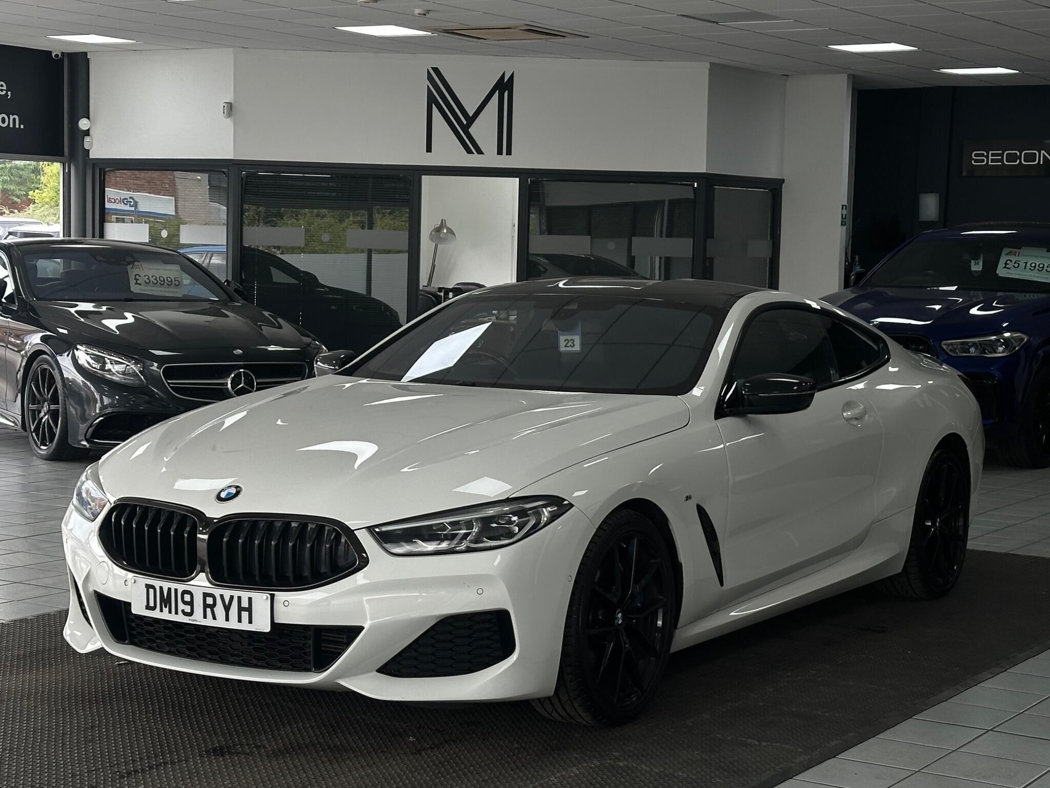 BMW 8 Series view 7
