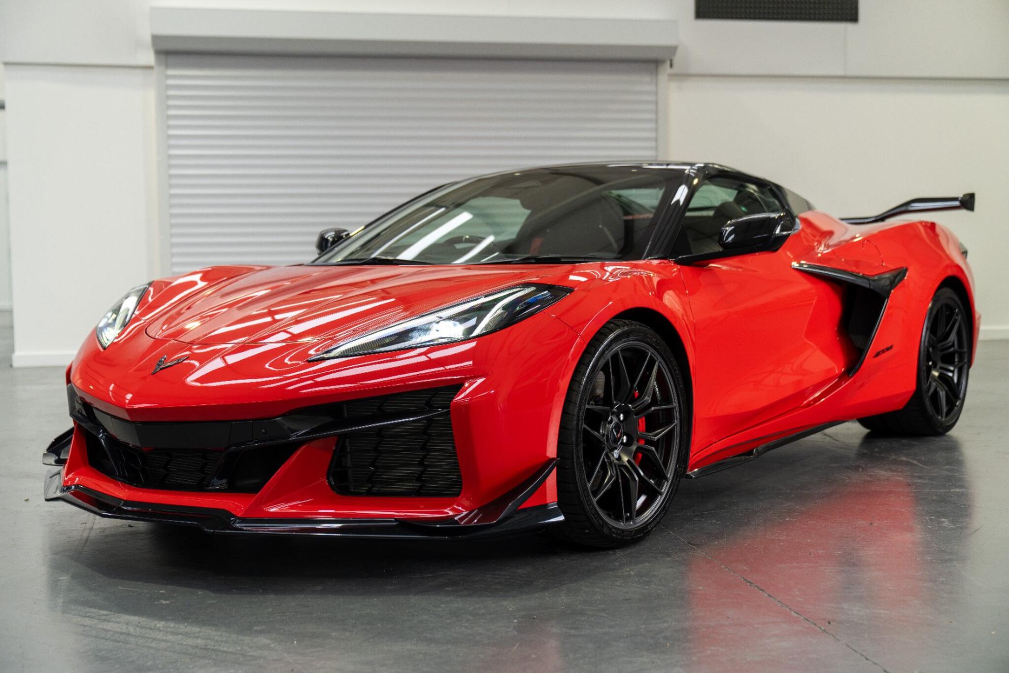 Chevrolet Corvette view 19