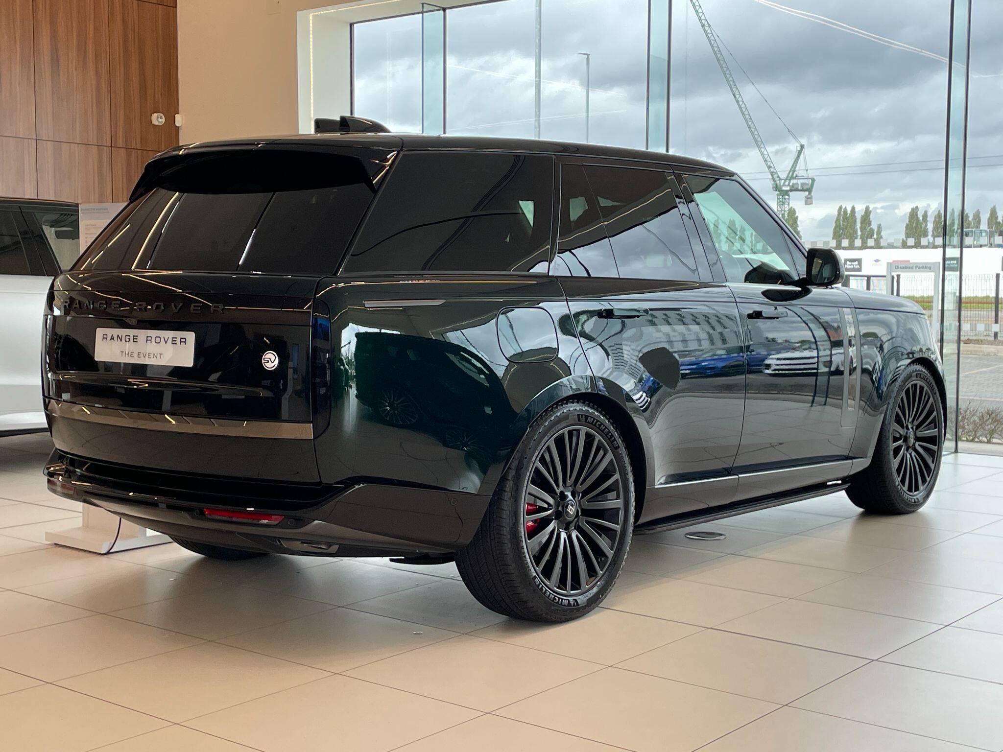 Land Rover Range Rover view 7