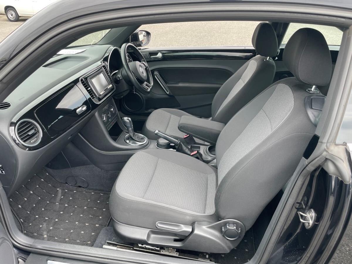 Volkswagen Beetle view 2