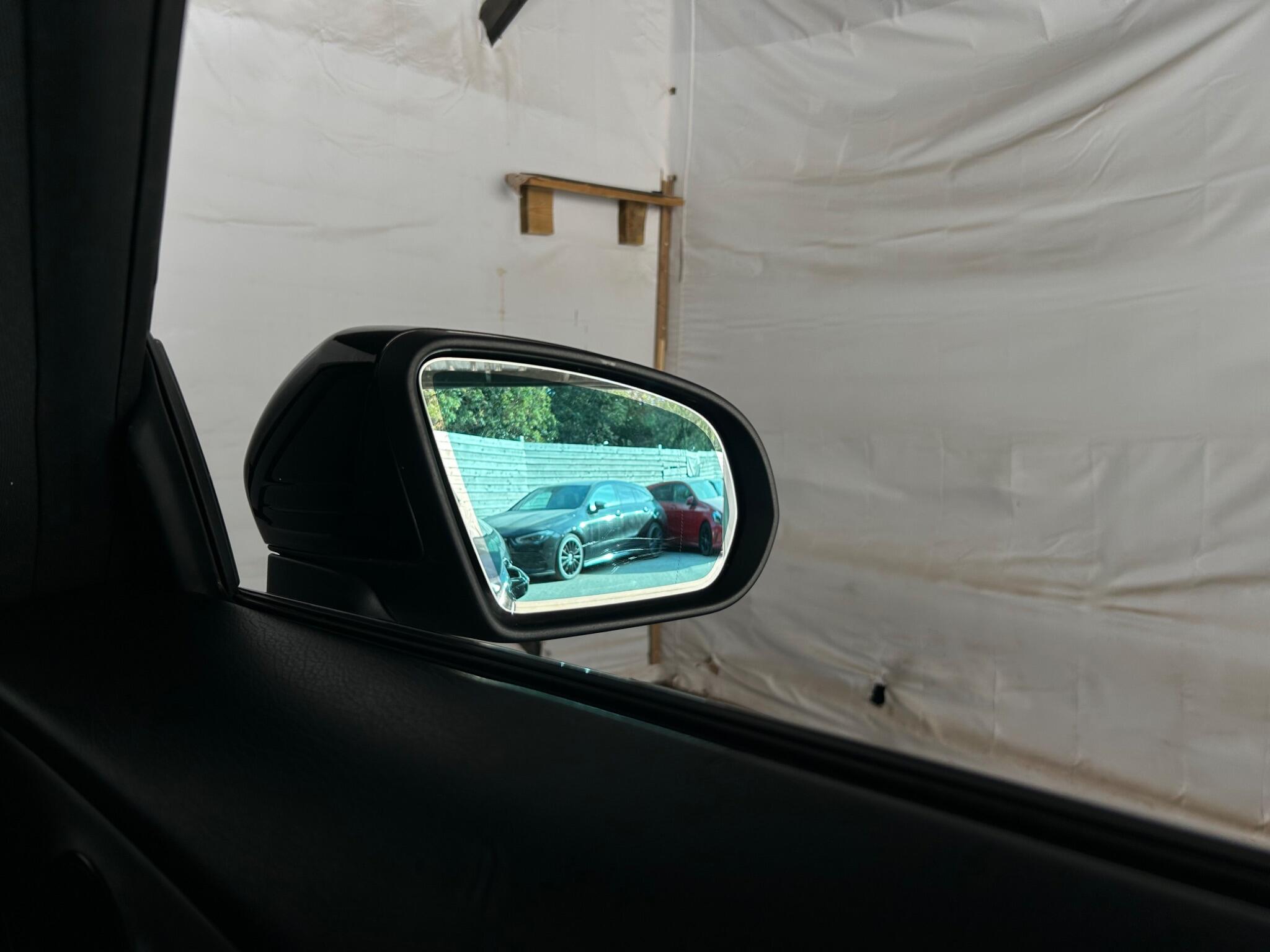 Mercedes-Benz C-Class view 53