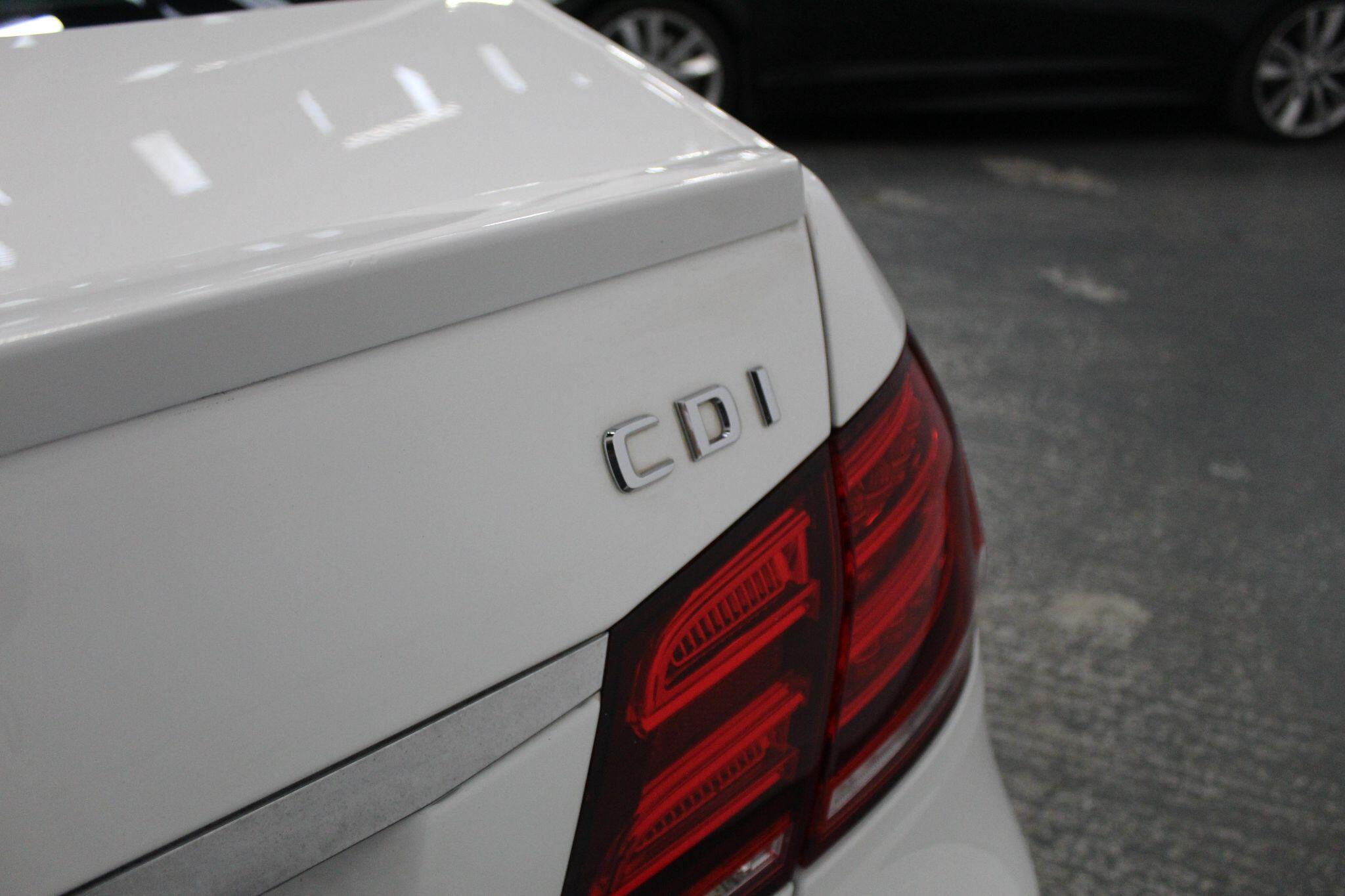 Mercedes-Benz E-Class view 17